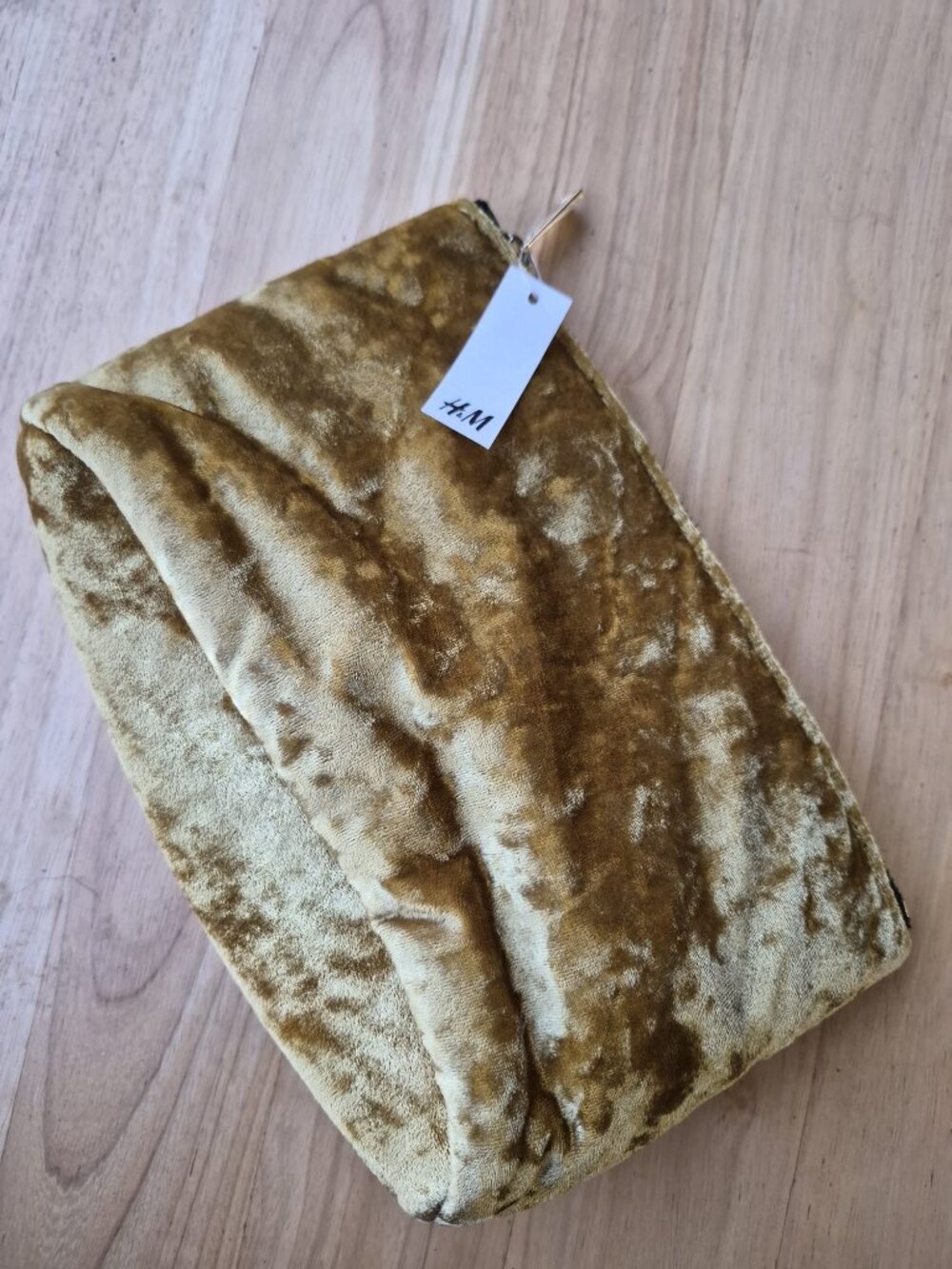 H&M Gold Crushed Velvet Makeup Bag Cosmetic Pouch